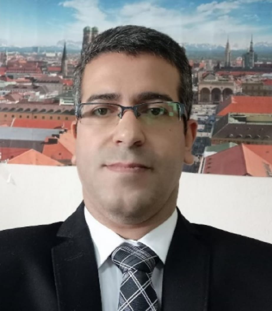 Dr. Abdullah Saneyeldin Mohamed Sadek